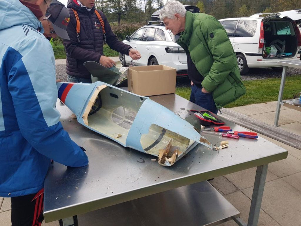 Reparatur an einem Rumpf