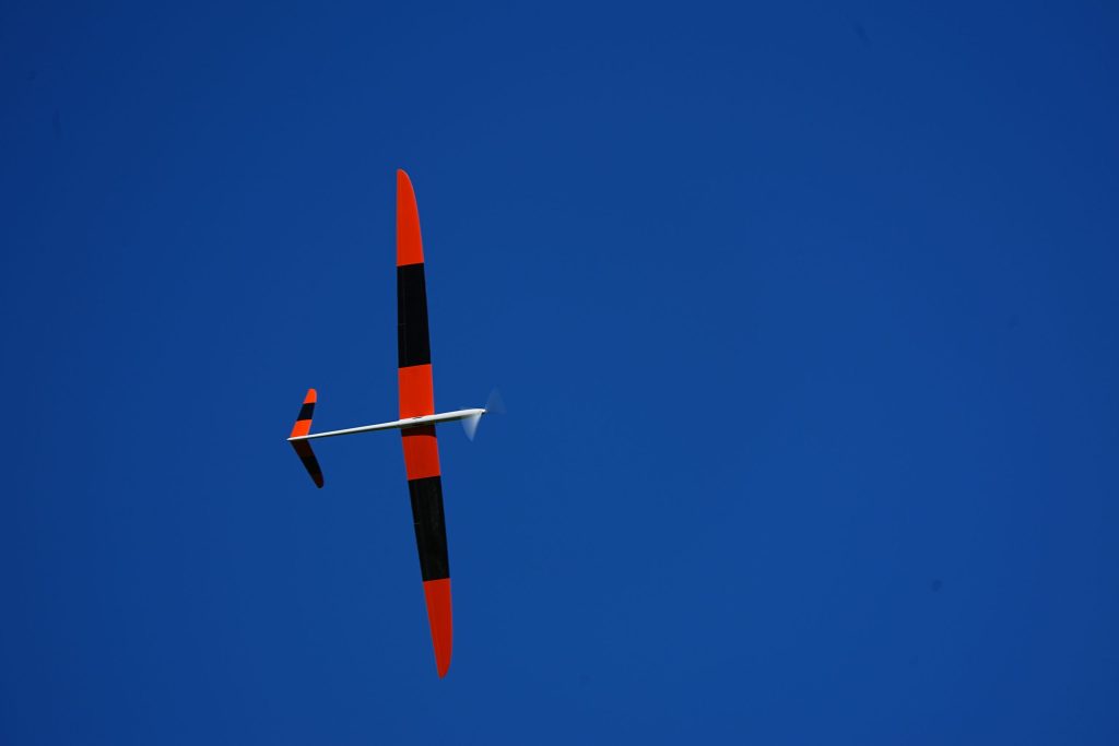 Flugschau MFV-Thal: Segelflugmodell im flug