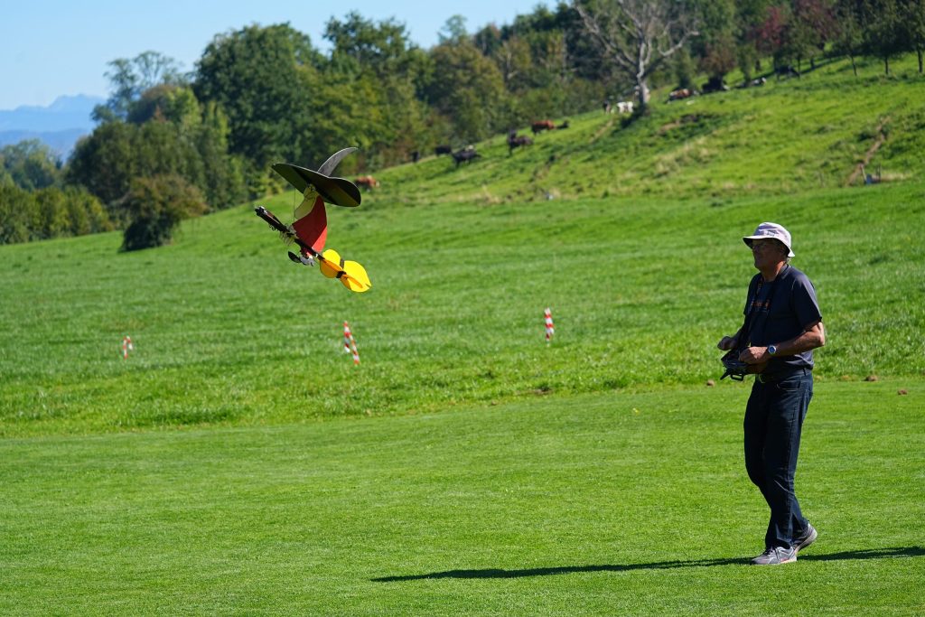 Flugschau MFV-Thal: Hexe start