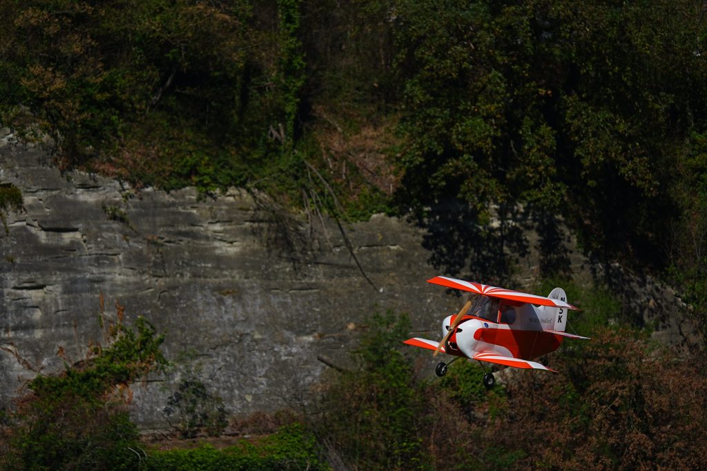 Flugschau MFV-Thal: Doppeldecker im flug
