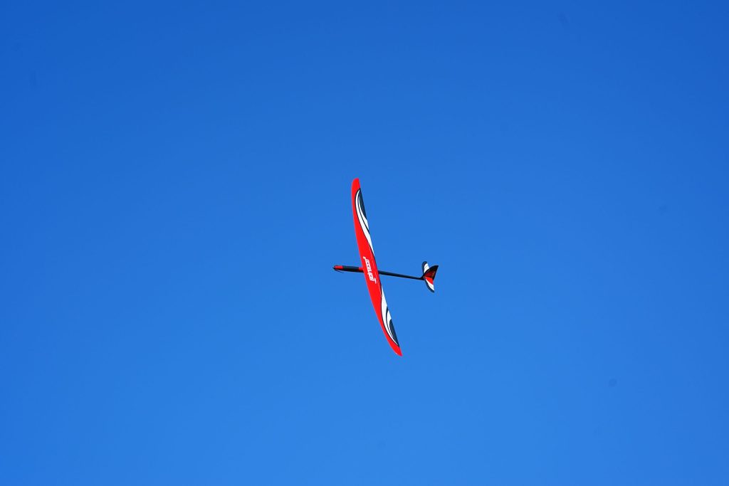 Flugschau MFV-Thal: Segelflugmodell im flug