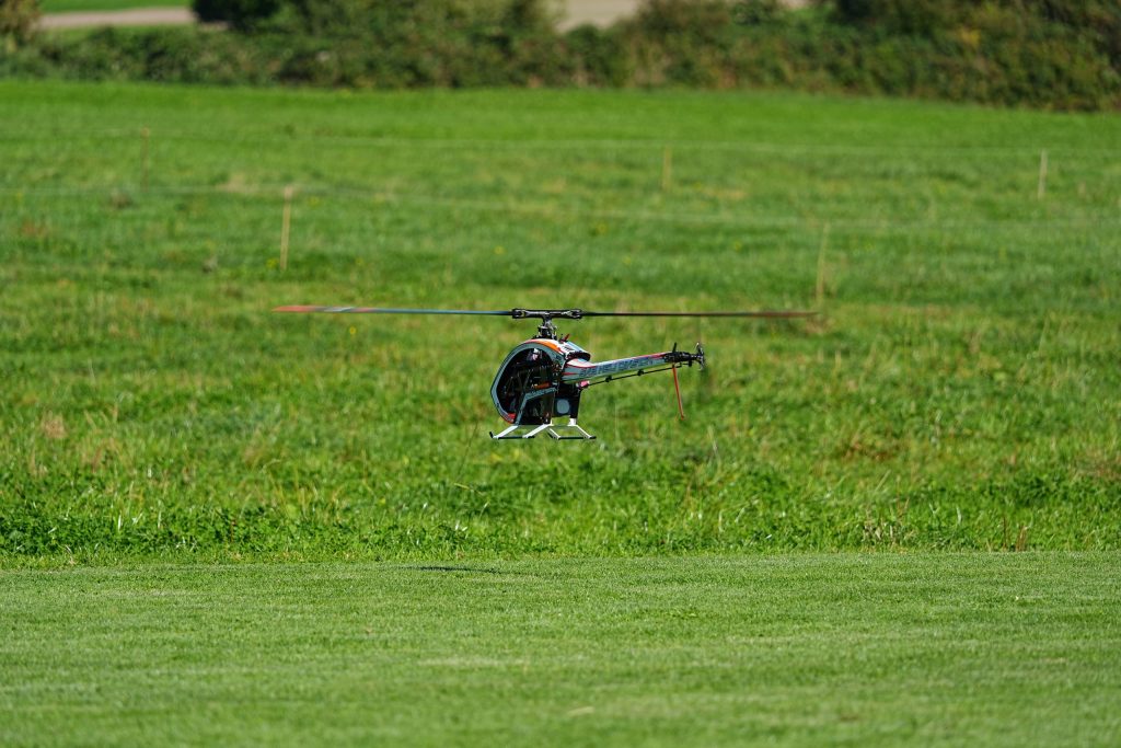 Flugschau MFV-Thal: Helikopter 3d kunstflug